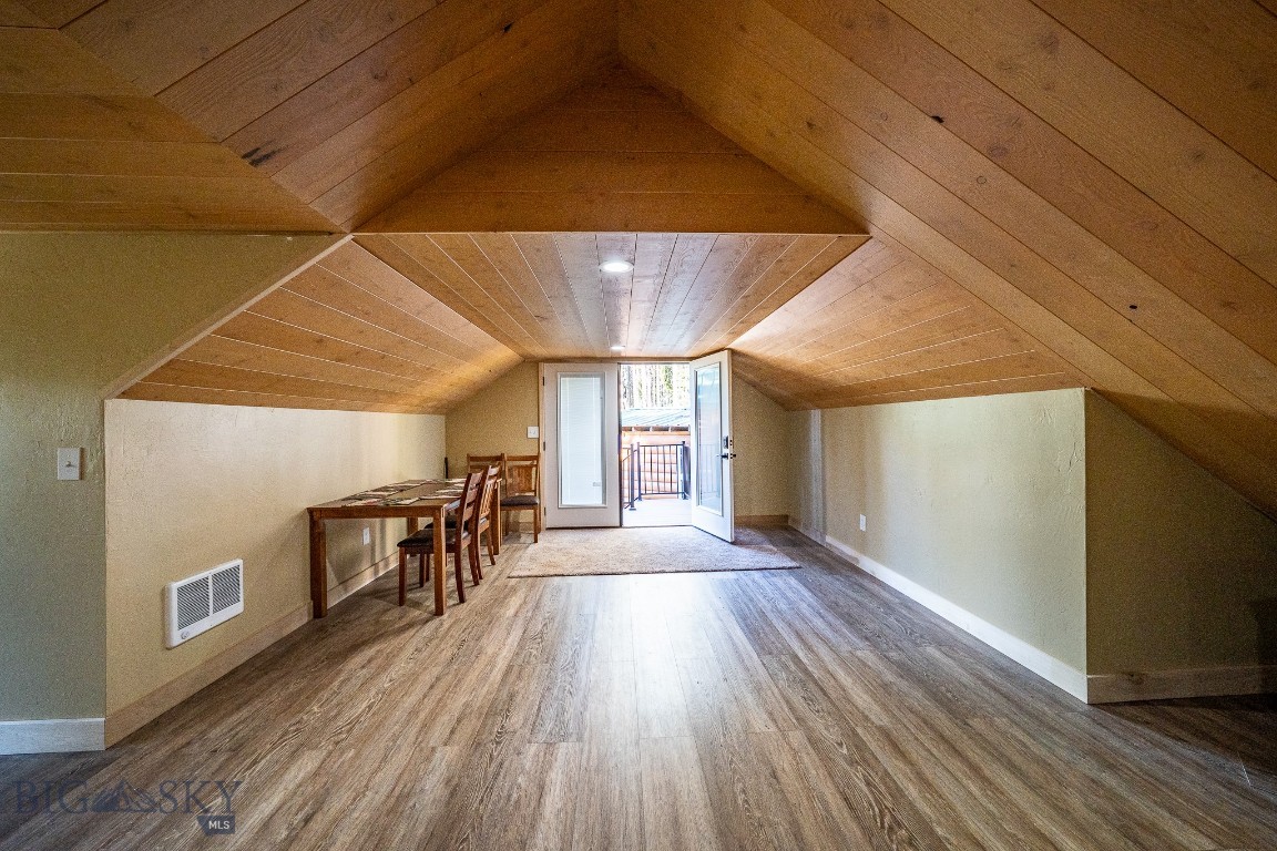 Lake View - Residential