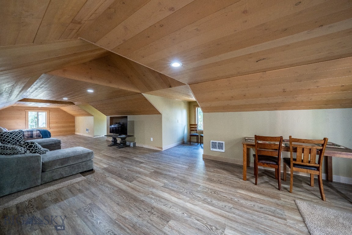 Lake View - Residential