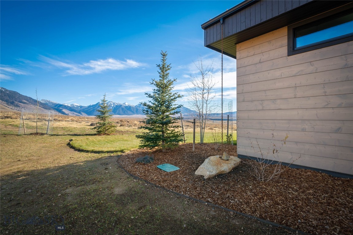 Pine Butte Ranch - Madison County - Residential