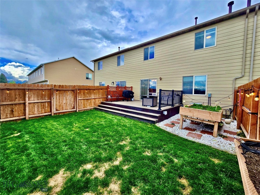River Rock and Royal Village - Residential