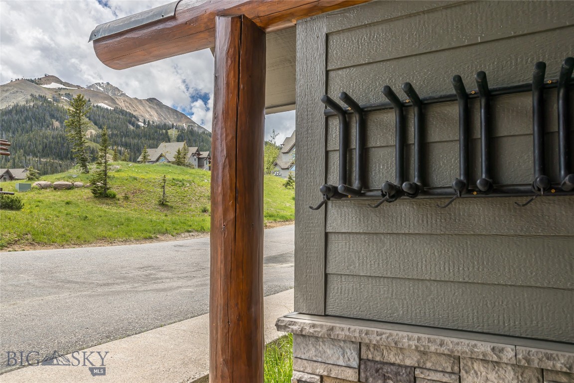 Saddle Ridge Townhomes - Residential