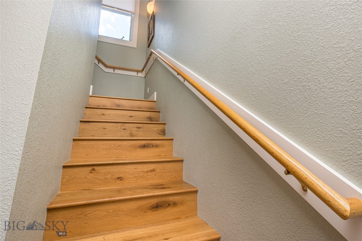 Saddle Ridge Townhomes - Residential