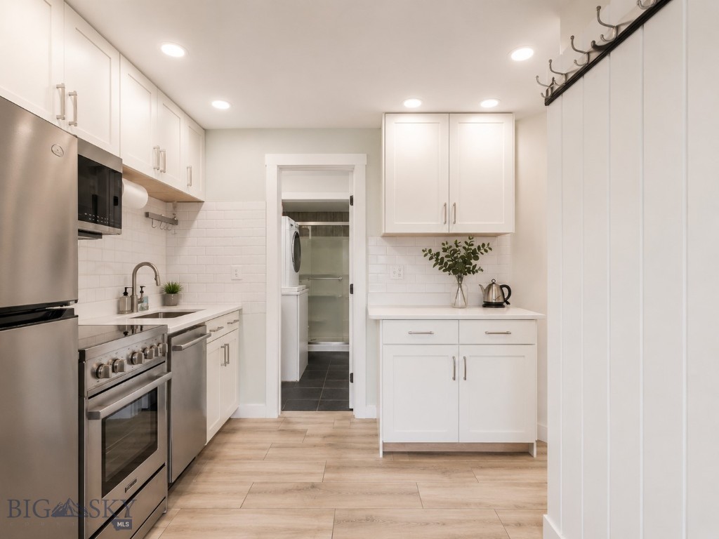 Hill Condos - Residential