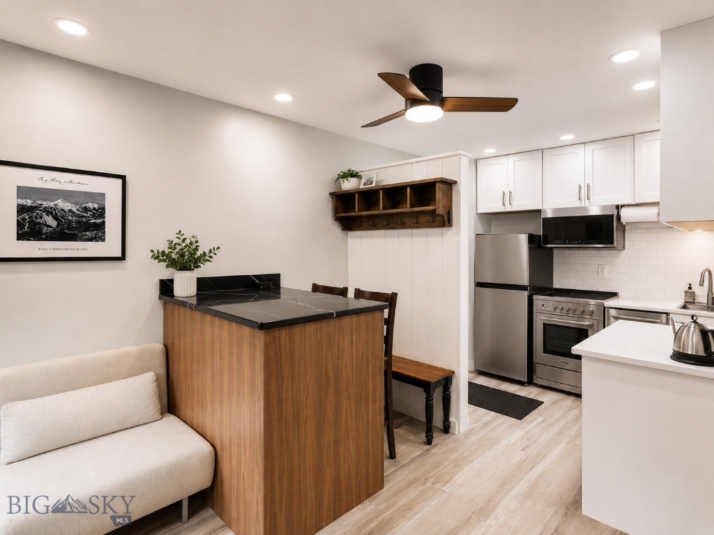 Hill Condos - Residential