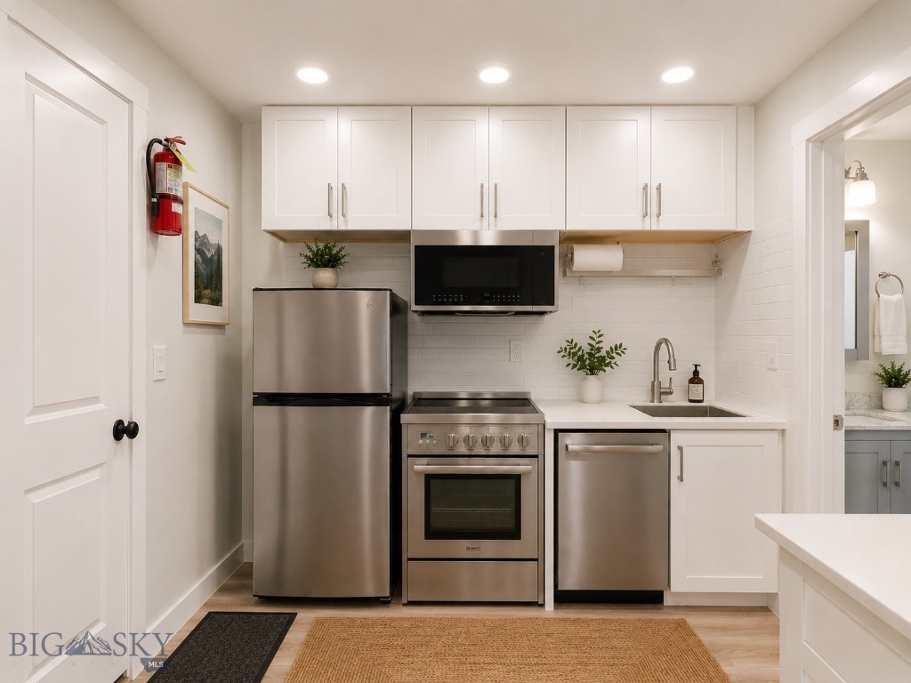 Hill Condos - Residential