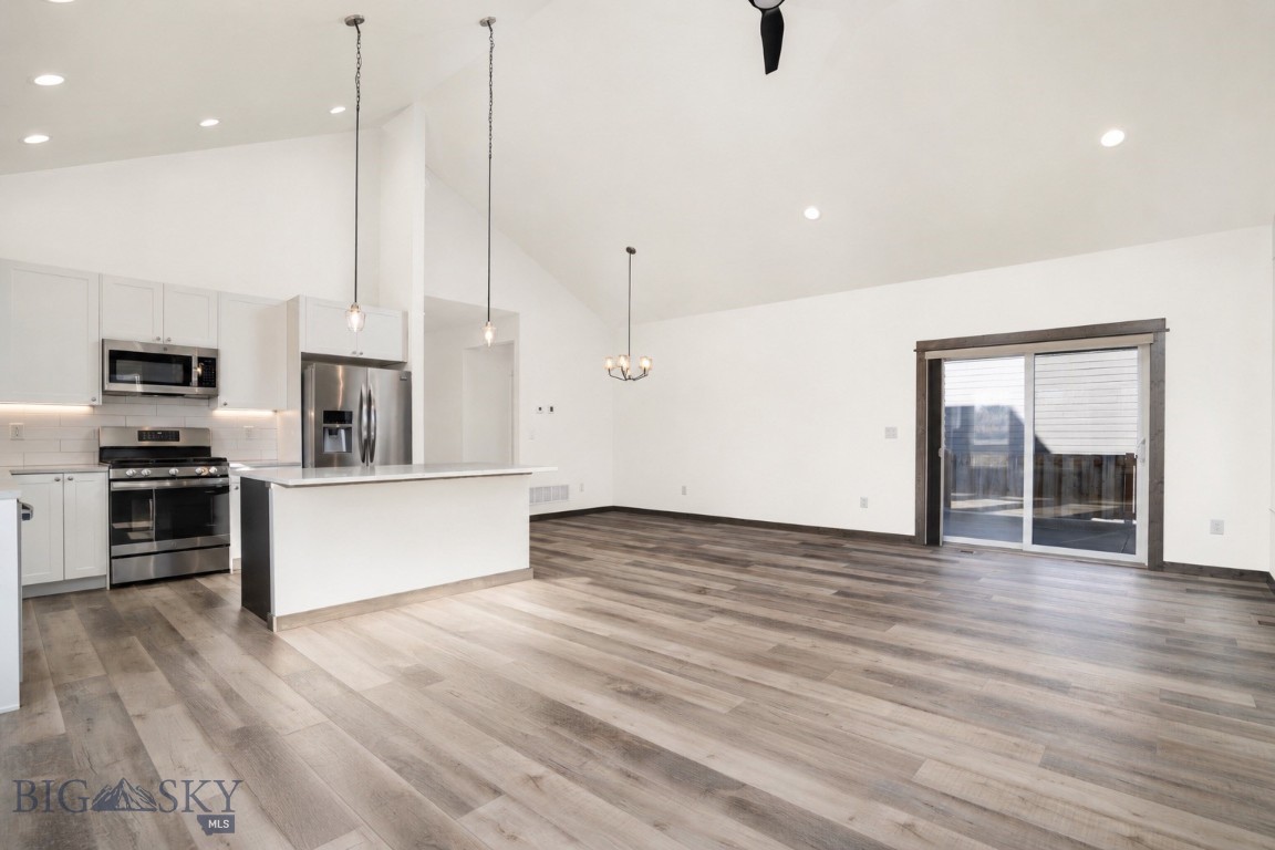 Middle Creek Parklands - Residential