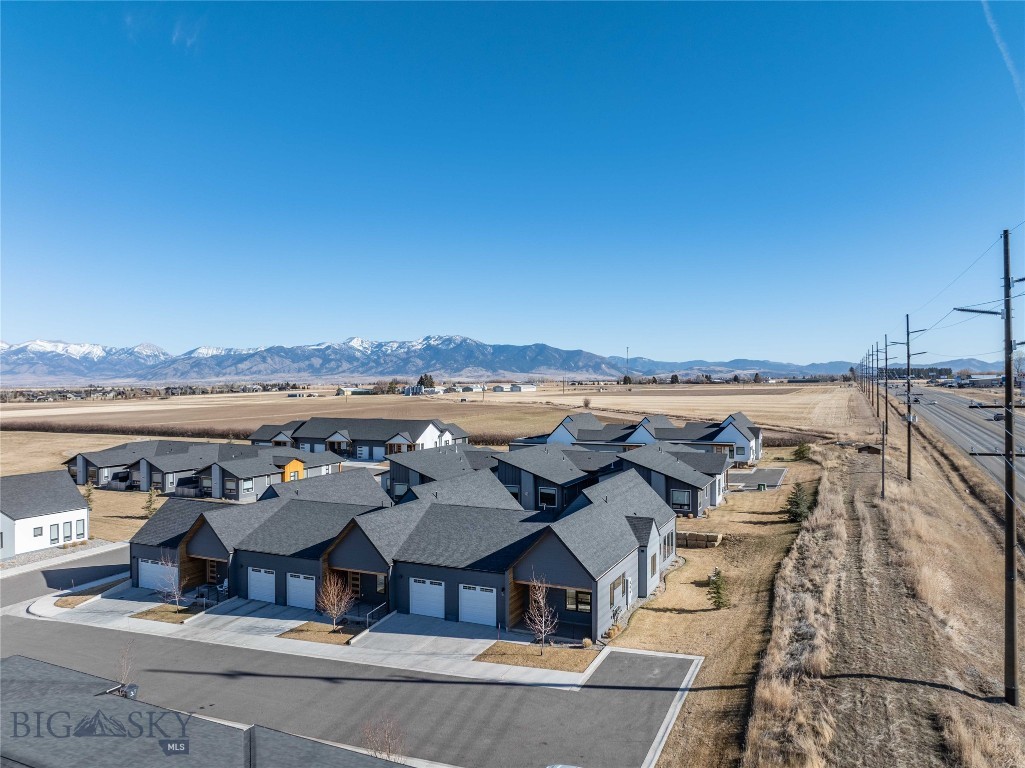 Middle Creek Parklands - Residential