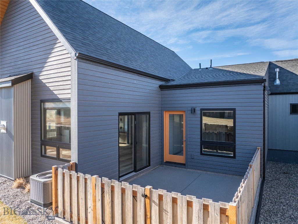 Middle Creek Parklands - Residential