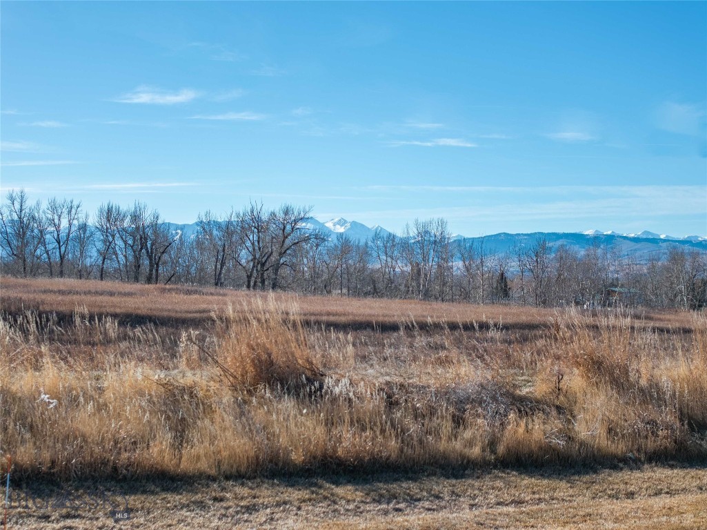 Middle Creek Parklands - Residential