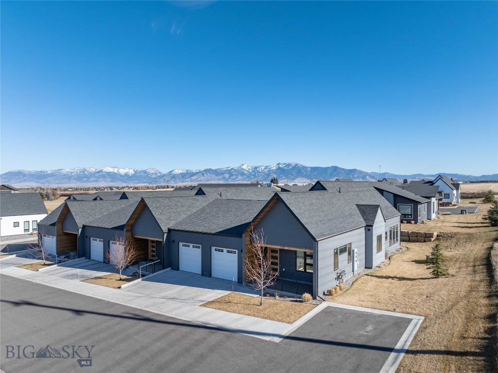 Middle Creek Parklands - Residential