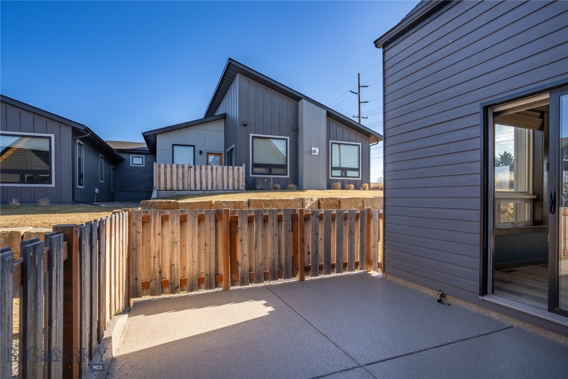 Middle Creek Parklands - Residential