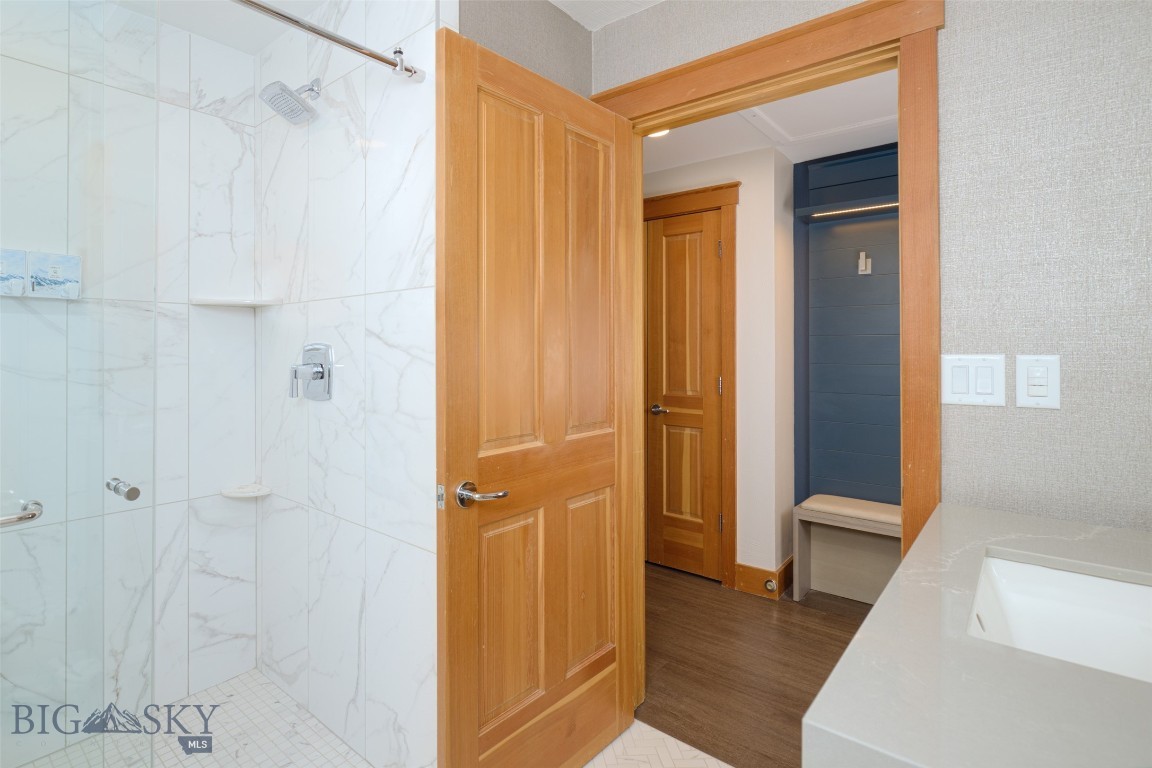 Summit Hotel Condo - Residential
