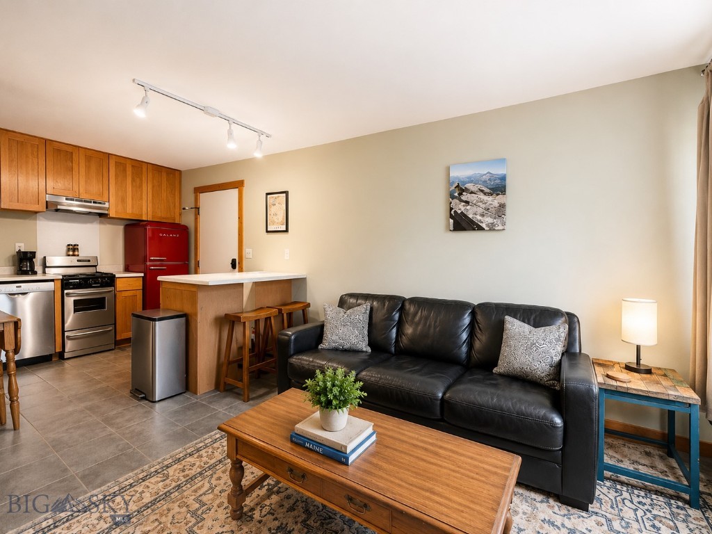 Hill Condos - Residential