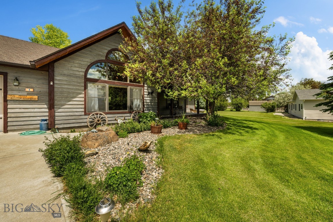 Valley Garden Golf Village - Residential