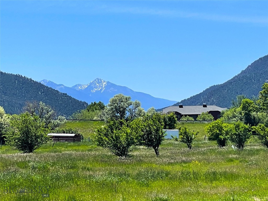Acreville Addition - Land