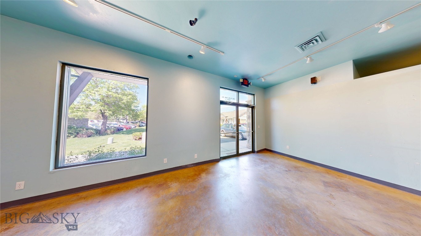 Turnkey location, ready for immediate occupancy. This unit features high-end finishes with ample parking in a convenient location with prominent North 19th Ave exposure. Consisting of multiple private offices/therapy suites and a reception area.