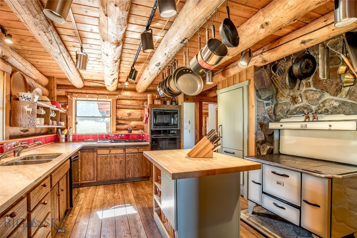 Sundance Bench - Residential