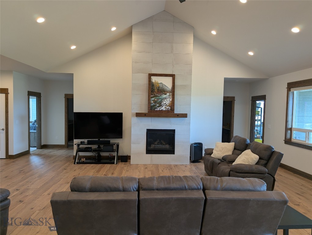 Pioneer Crossing - Residential