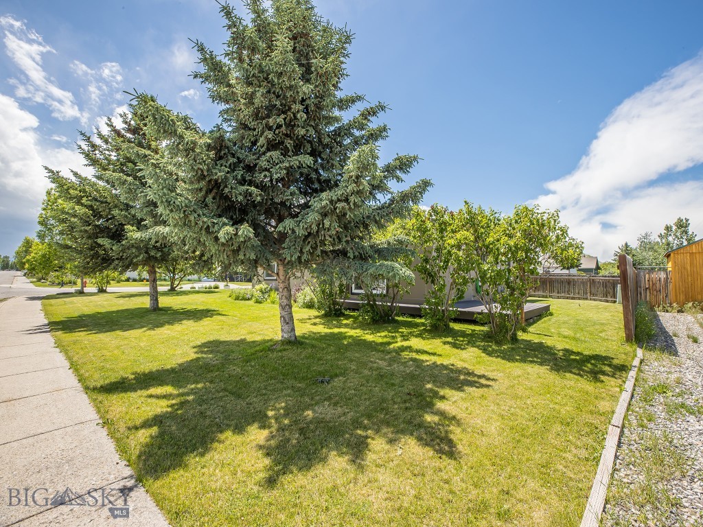River Rock and Royal Village - Residential