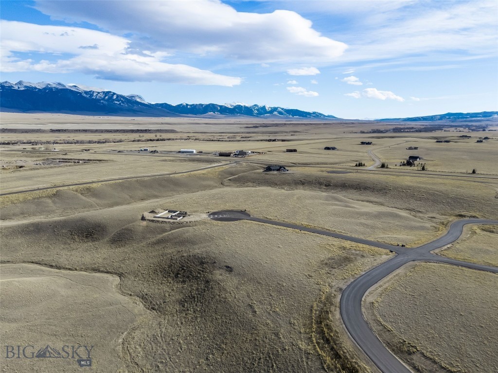 Shadow Ridge - Land