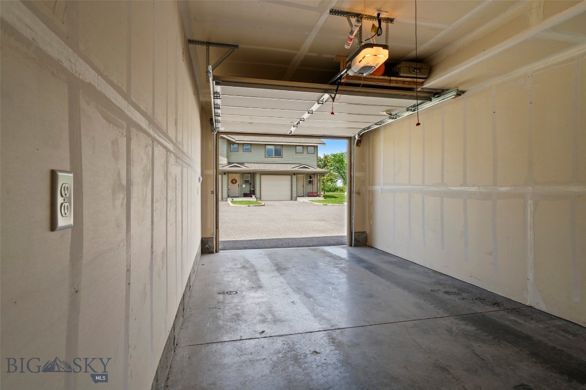 Cattail Creek - Residential