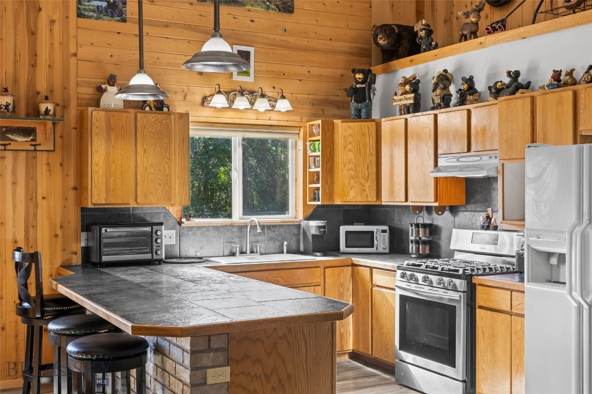 Star Additions - Commercial Sale