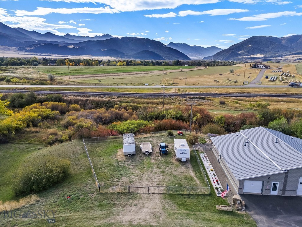 Star Additions - Commercial Sale