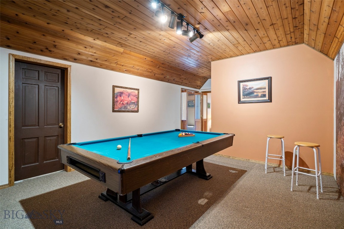 Sour Dough Creek Properties - Residential