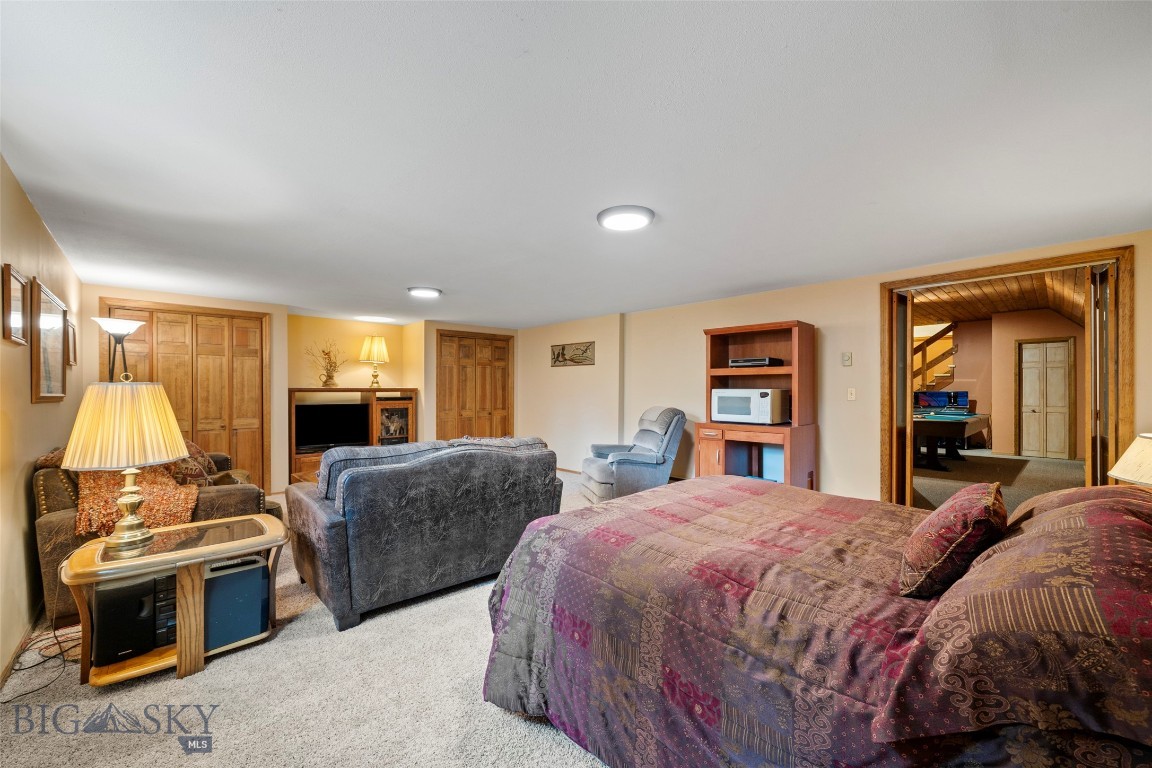 Sour Dough Creek Properties - Residential