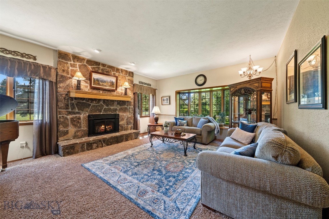 Sour Dough Creek Properties - Residential