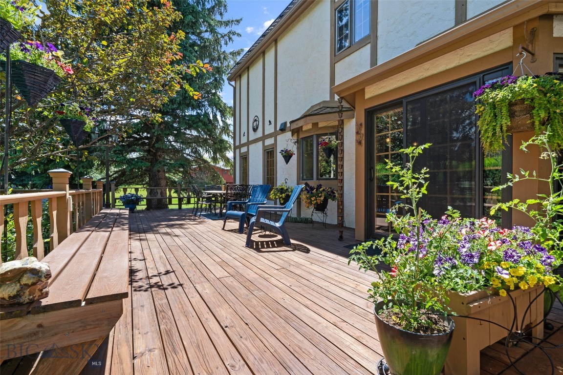 Sour Dough Creek Properties - Residential
