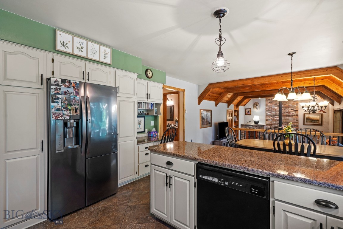 Sour Dough Creek Properties - Residential