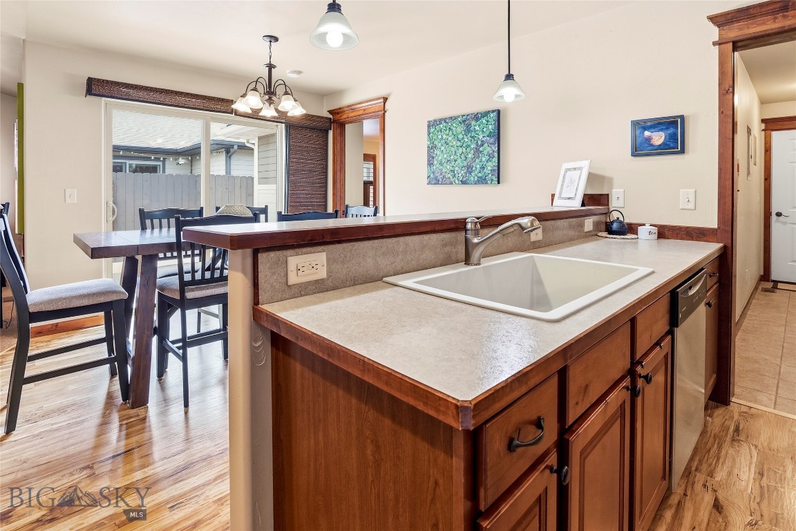Flanders Creek - Residential