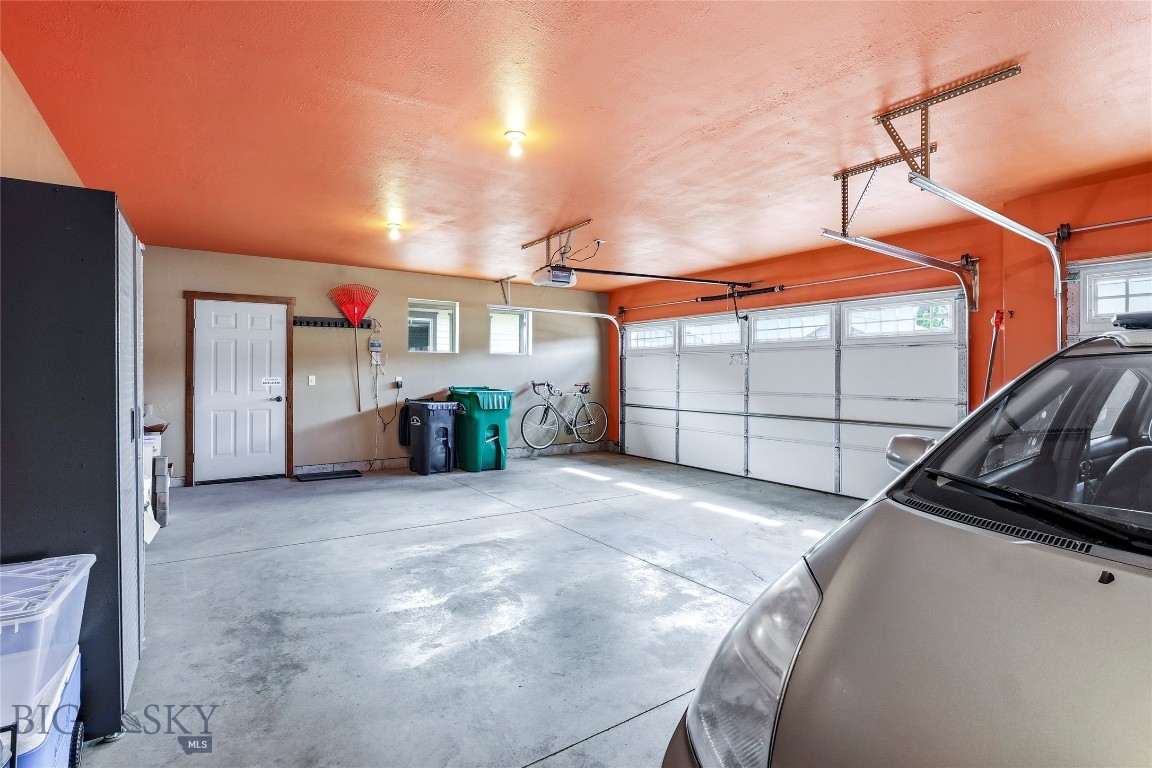 Flanders Creek - Residential
