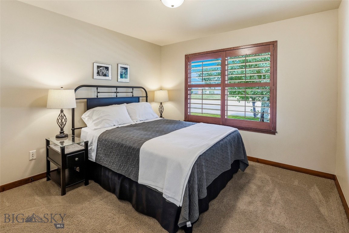 Flanders Creek - Residential