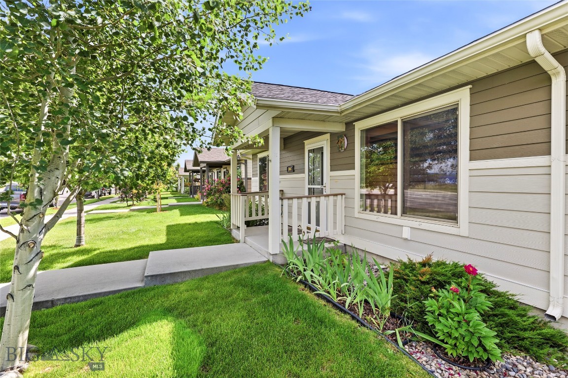 Flanders Creek - Residential