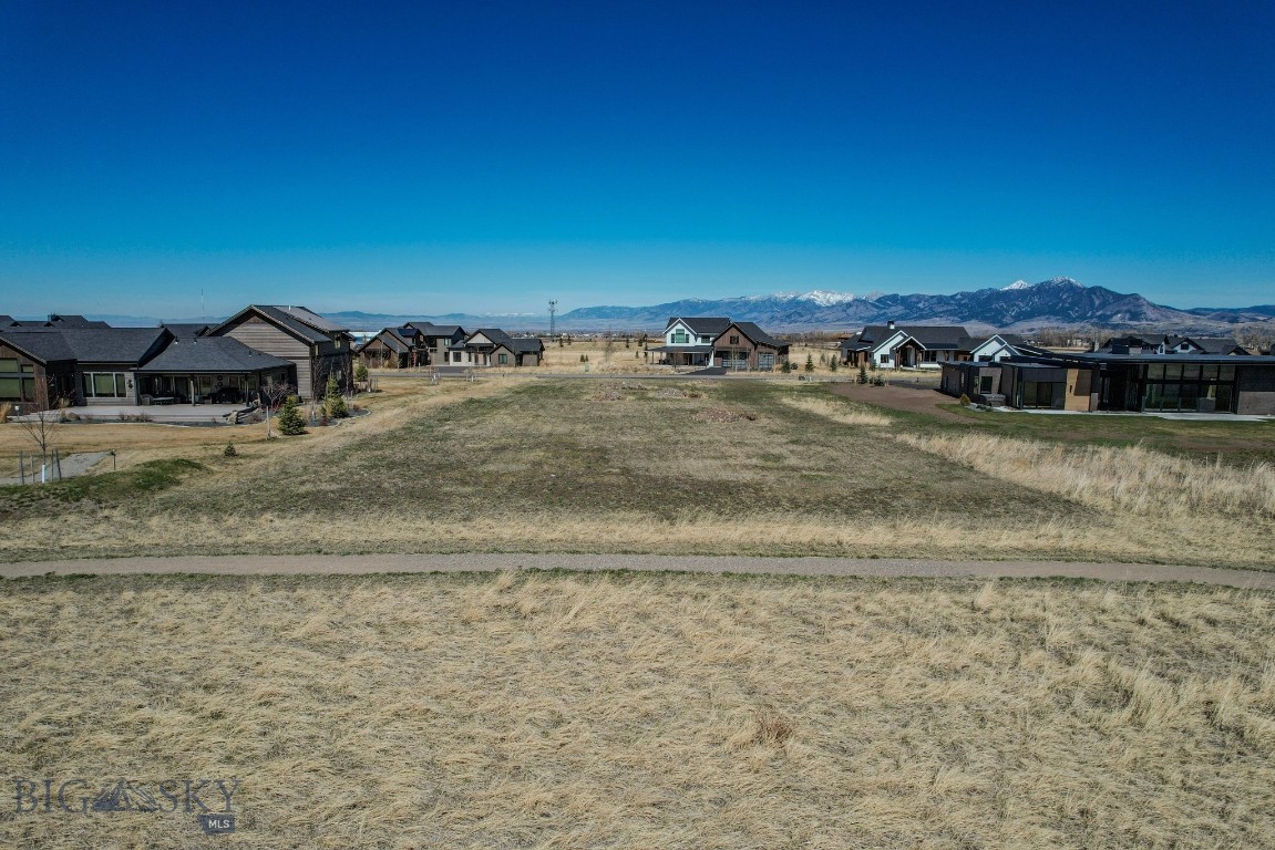 Home 40 - Land