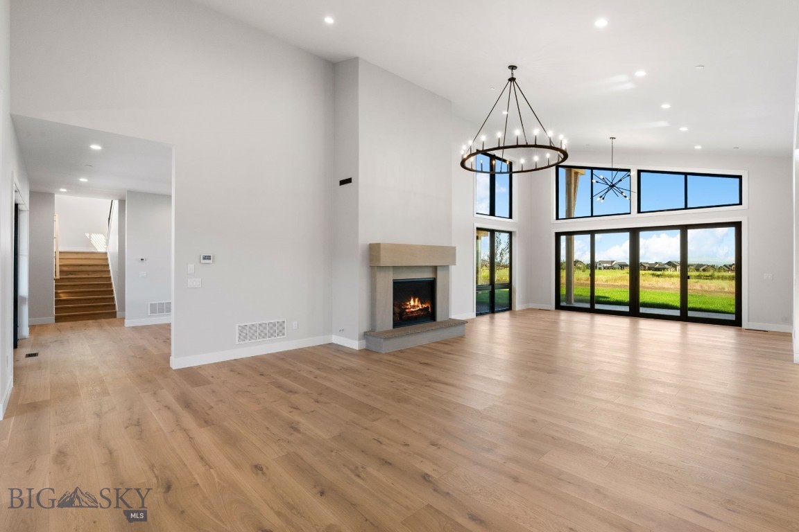 Home 40 - Residential