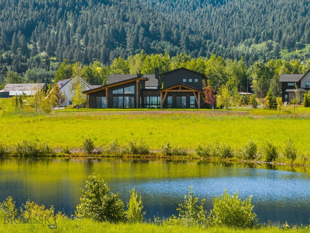 Home 40 - Residential