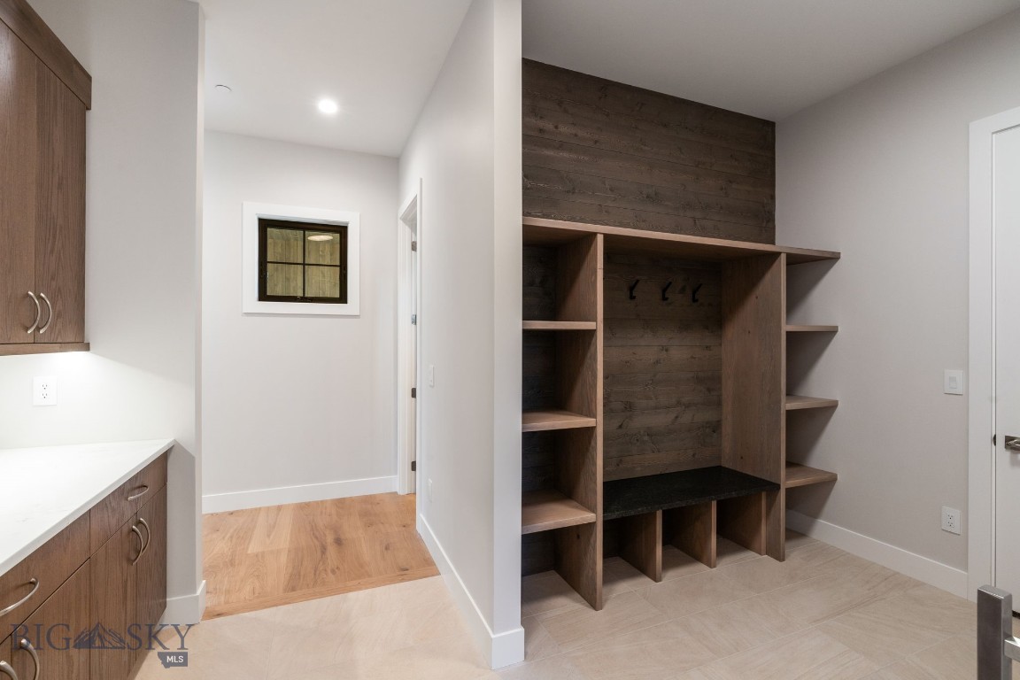 Home 40 - Residential