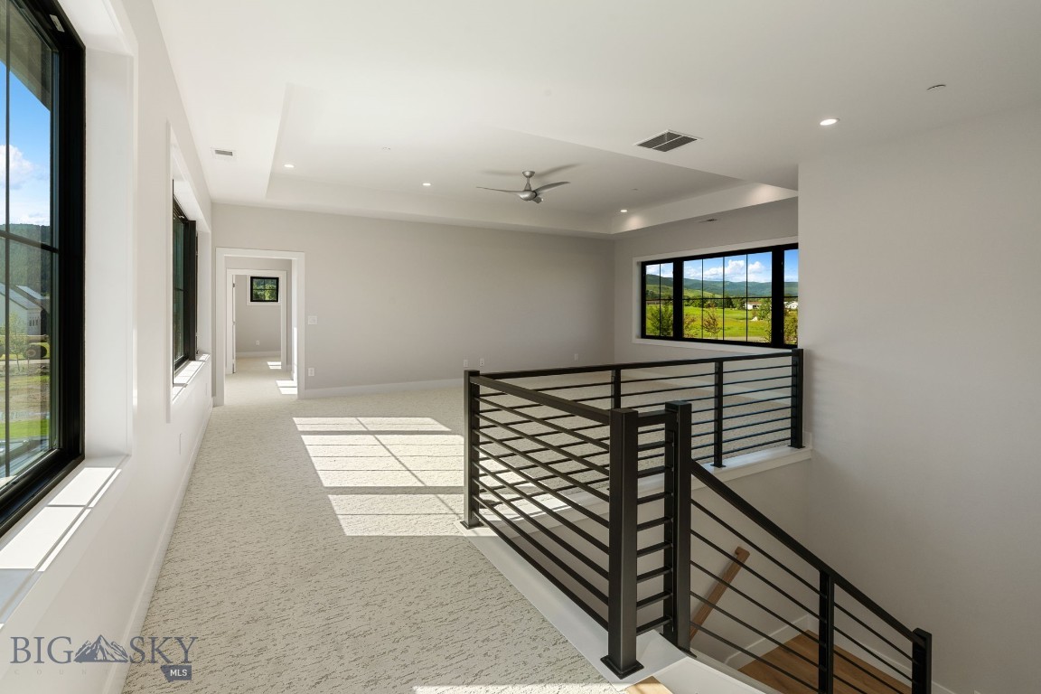 Home 40 - Residential