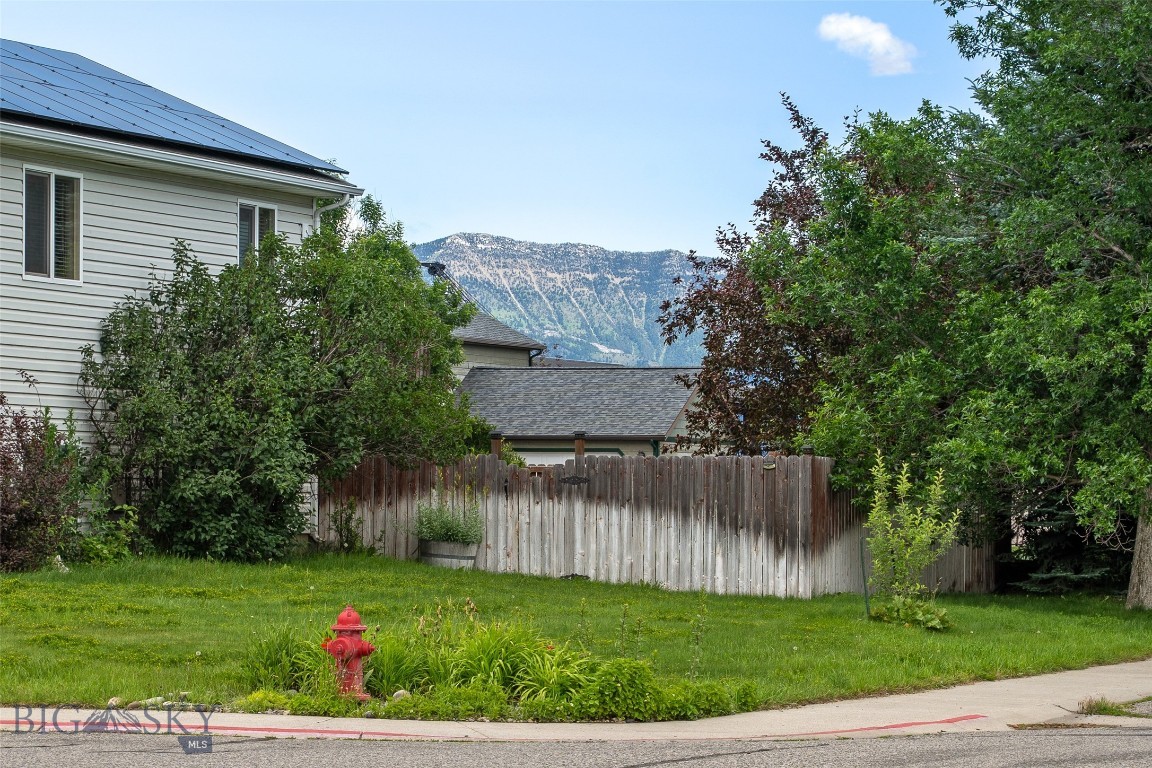 River Rock and Royal Village - Residential