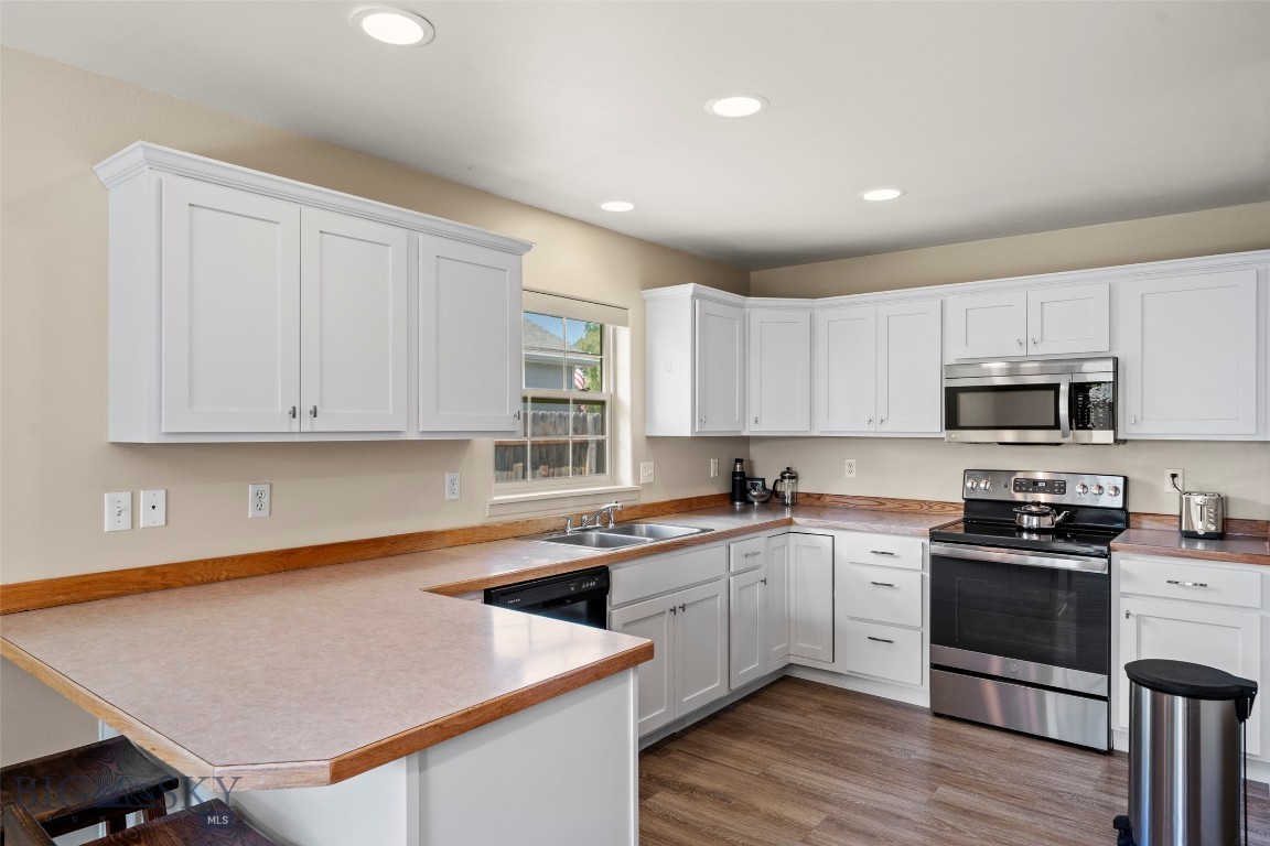 River Rock and Royal Village - Residential