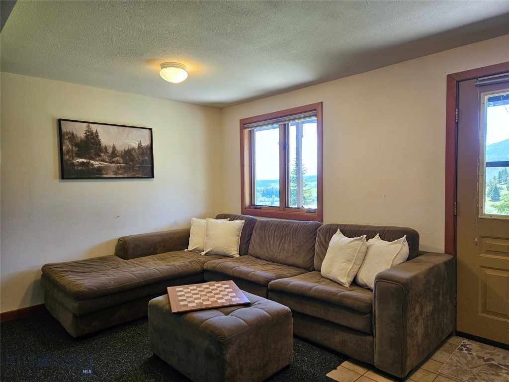 Lazy Y - Residential