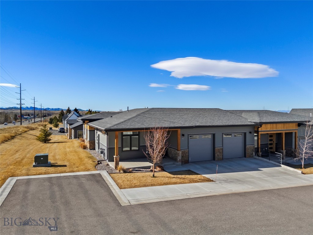 Middle Creek Parklands - Residential