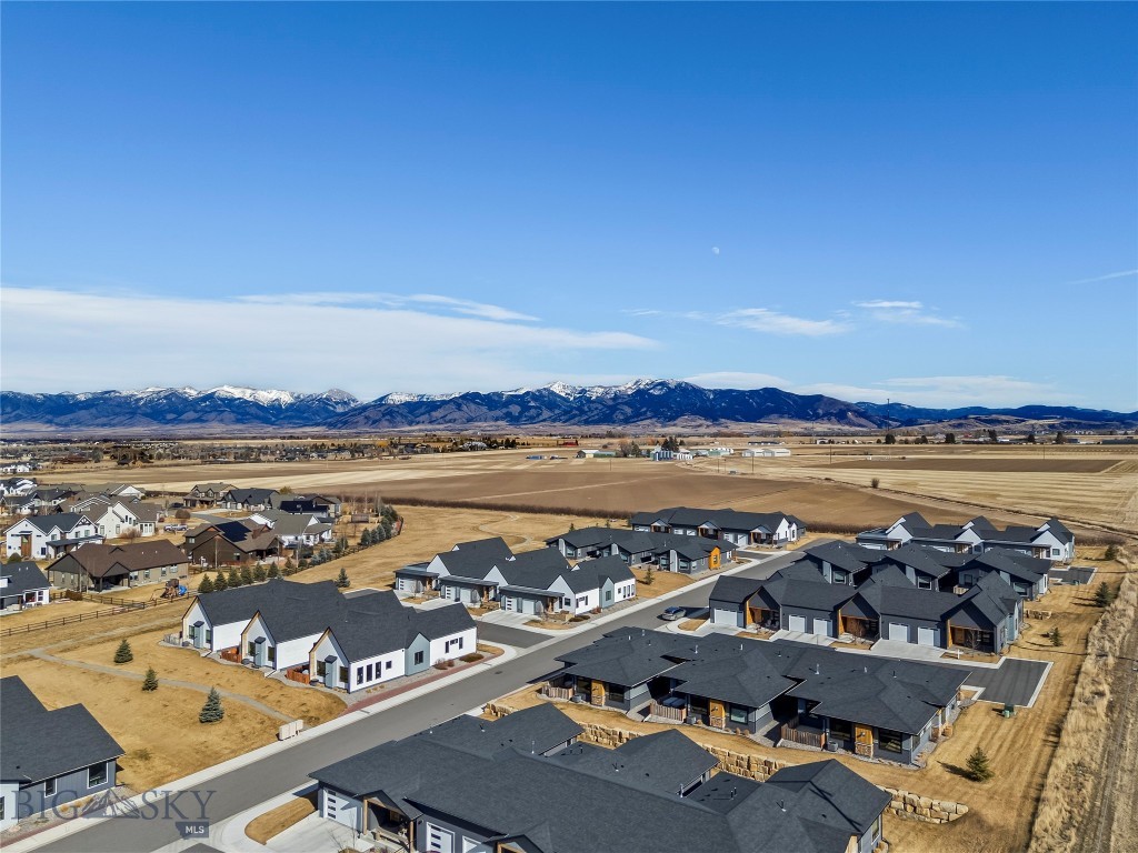 Middle Creek Parklands - Residential
