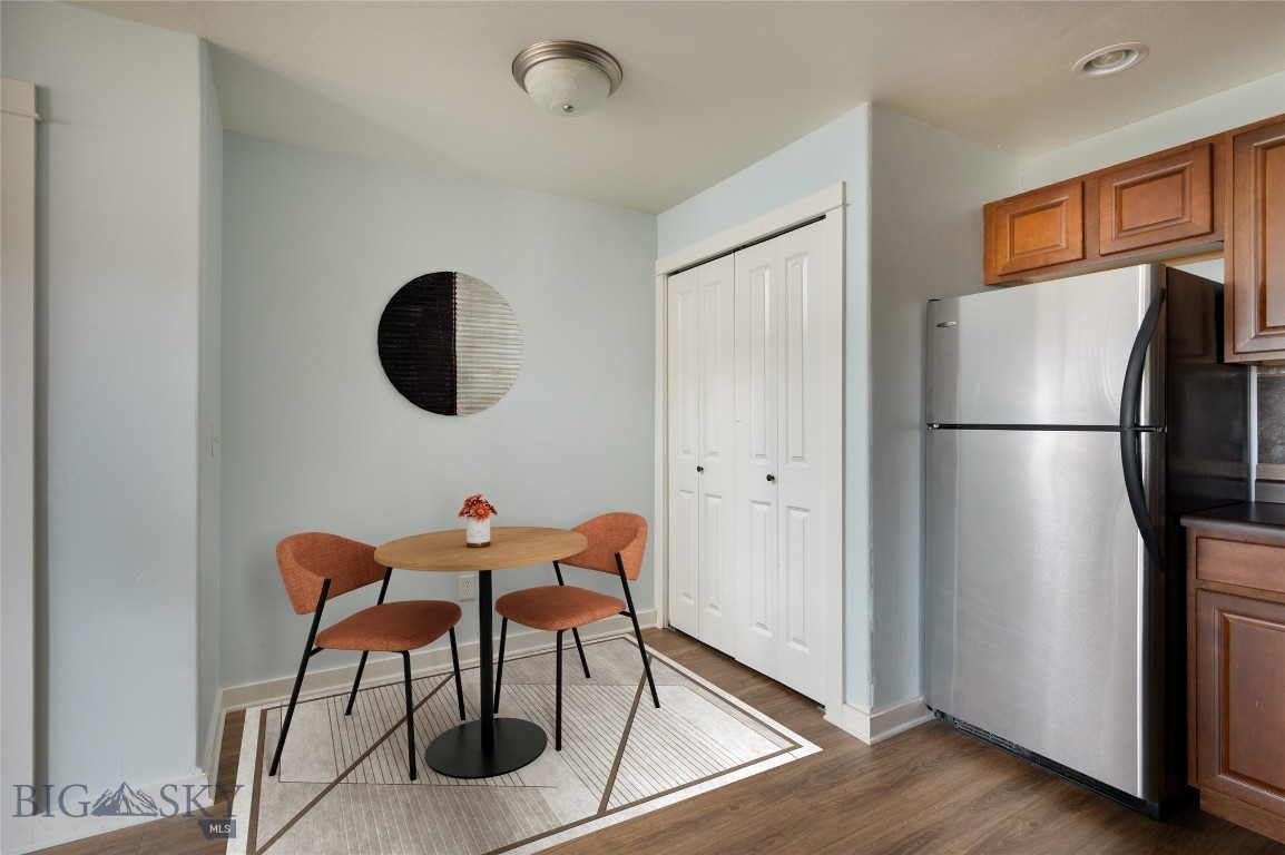 Baxter Springs Condo - Residential