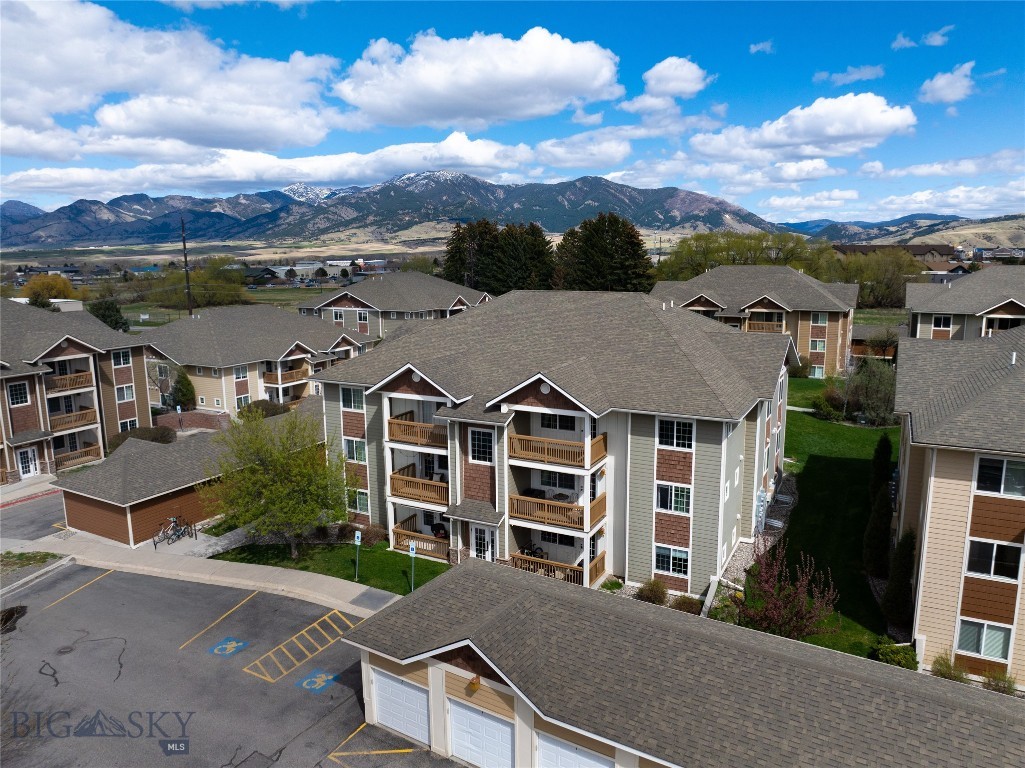 Baxter Springs Condo - Residential