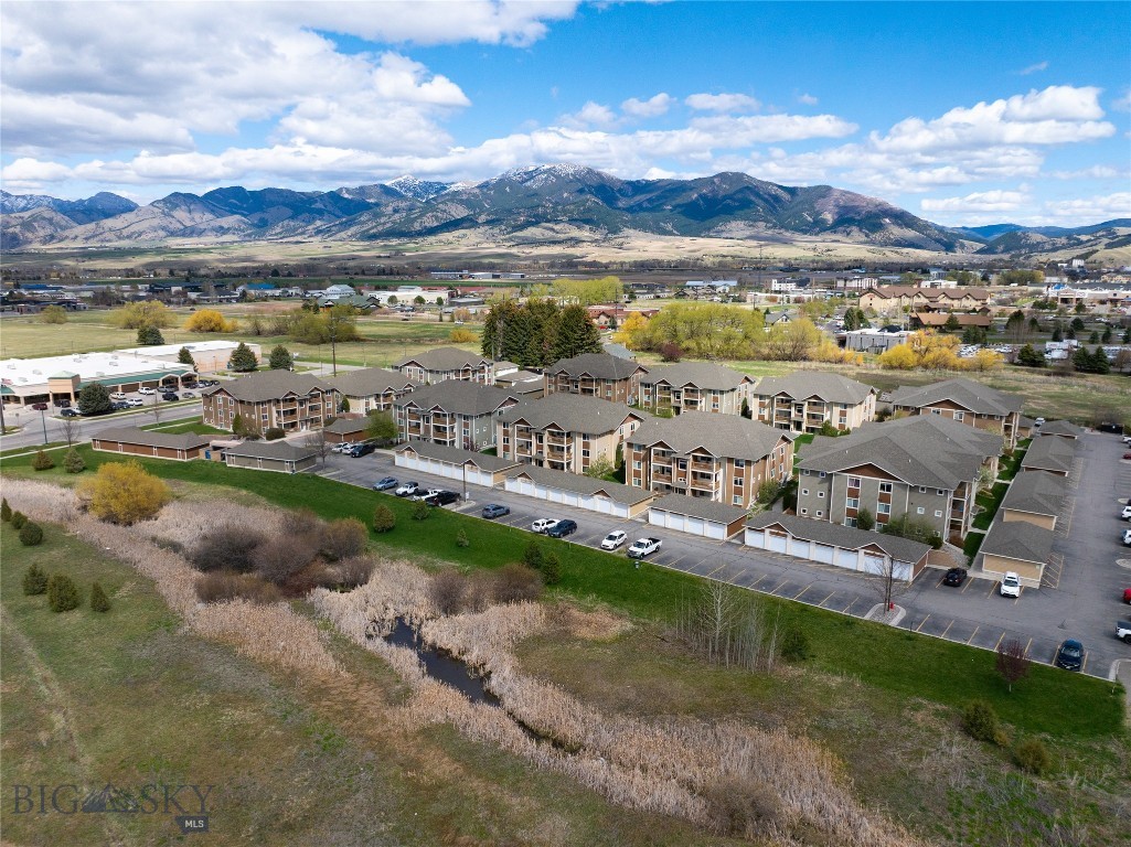 Baxter Springs Condo - Residential