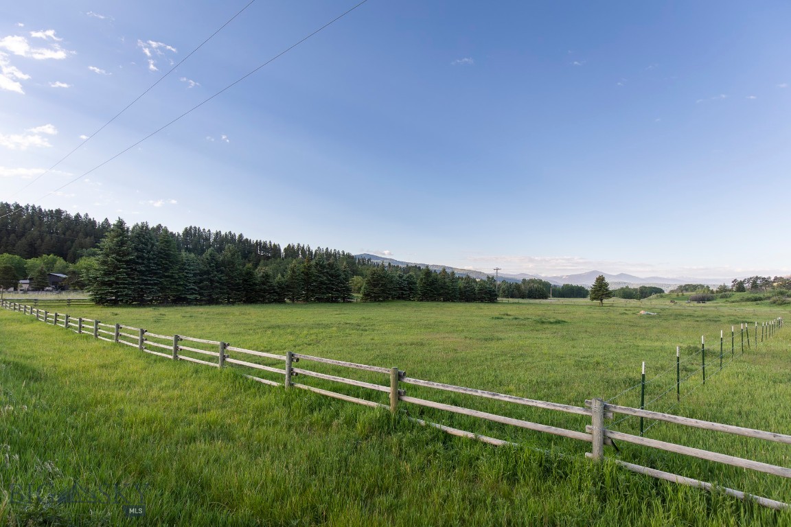 Alpenhauser - Land
